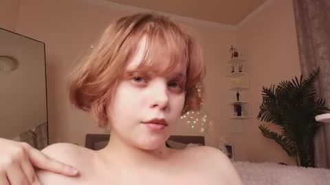 emily_relishh online show from April 29, 5:30 pm