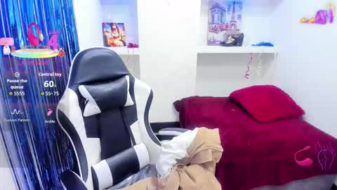       online show from March 21, 12:21 pm