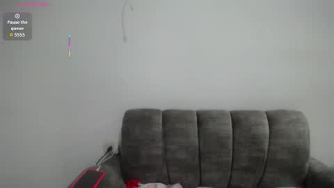 Emilyhines online show from March 23, 11:32 pm