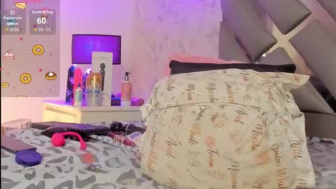         online show from March 31, 2:44 am