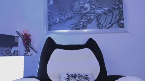 ELLE DANIELLE online show from April 9, 6:19 am