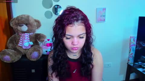 emma_boo_ online show from April 11, 2:54 pm