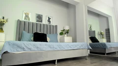 Emma online show from March 30, 8:19 pm