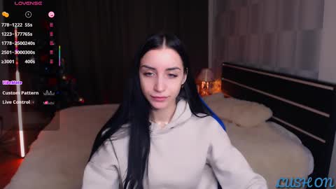 Emma online show from February 9, 1:25 pm