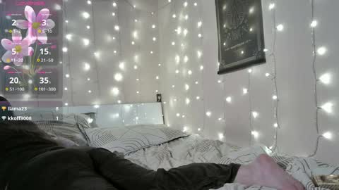 emma_just online show from May 30, 9:07 am