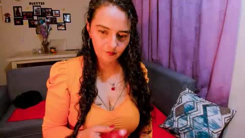  emma luxy online show from March 10, 1:09 am