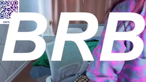 Emma Myer online show from May 18, 4:07 am