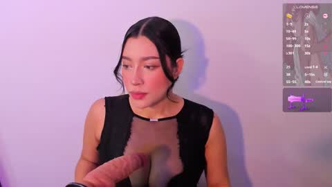   online show from March 4, 11:50 am