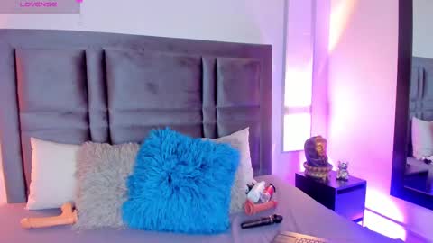 emma becket online show from February 22, 4:40 am