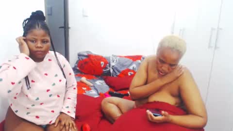 Emmy Lilly and Sam online show from December 15, 4:29 am