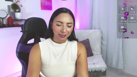 Emmi Cam online show from April 15, 1:55 pm