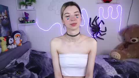emmie_everly online show from July 4, 12:56 pm