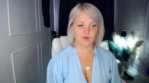 emmmam online show from March 19, 9:35 am