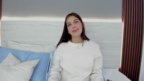 Emmy online show from November 4, 8:03 pm