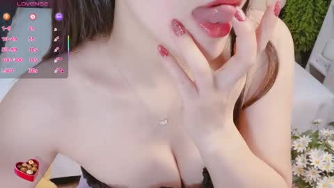 Enmilia online show from April 21, 4:08 am