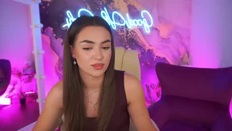 Erica online show from July 7, 1:47 pm