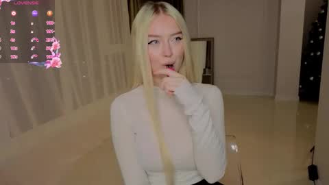 Chanel online show from March 11, 8:55 pm