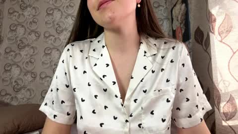 Lola  online show from March 27, 8:26 am