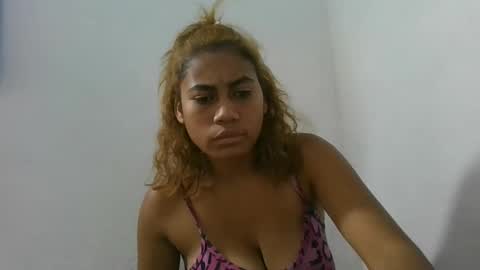 estelah796836 online show from June 7, 11:39 am