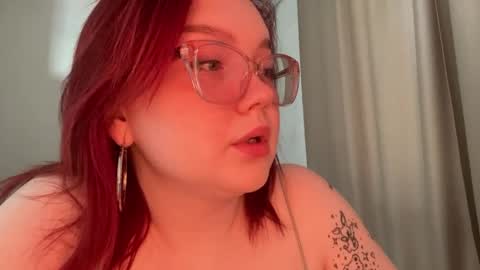 eva_kittenn online show from April 11, 12:09 pm