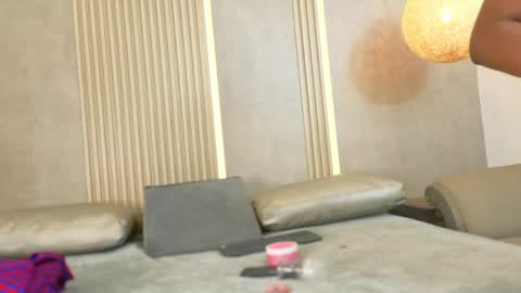 Eva online show from June 2, 12:06 pm