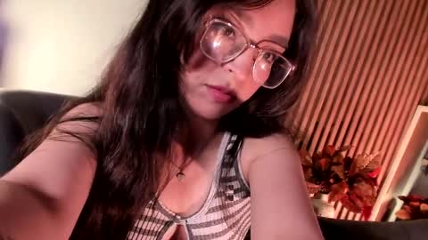 Angelinne online show from April 9, 6:19 am