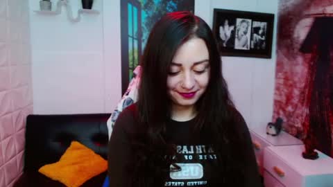 Eva online show from March 30, 2:38 pm