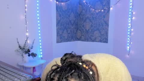 Eva  online show from March 27, 10:49 am