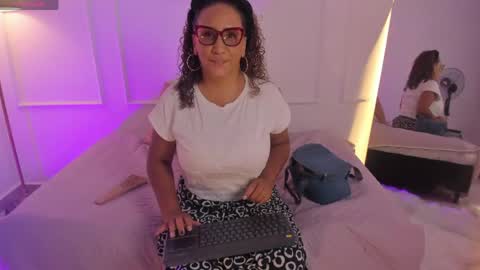  Eva  online show from April 29, 8:14 pm