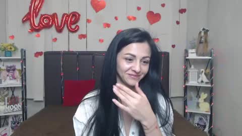 EvaClarkk online show from May 17, 5:12 pm