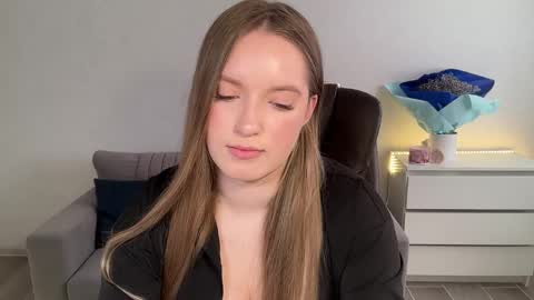 Eva online show from May 17, 3:27 am