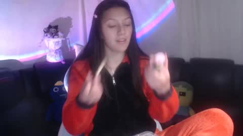 evangeline_petite online show from February 10, 2:36 am