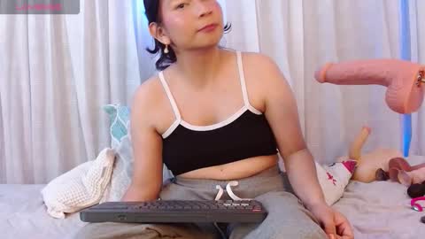   online show from December 23, 4:49 am