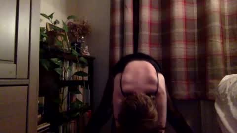 evershonk online show from February 28, 9:23 pm