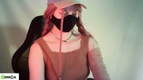 Renesme White Im here from Monday to Friday online show from June 19, 2:05 am