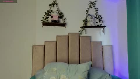 Ivi Alejandra  online show from March 25, 10:12 pm