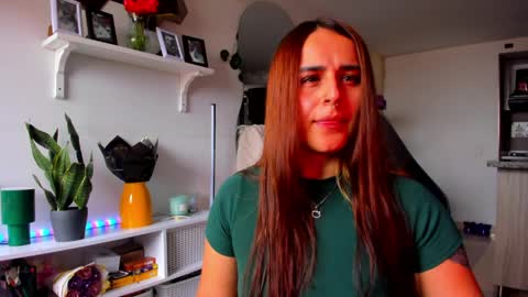 EVY online show from April 6, 4:19 pm