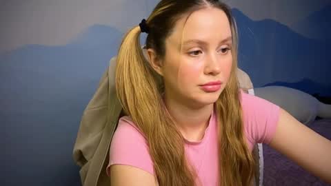 Ilona online show from February 13, 9:11 am