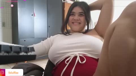 felurianfleurfae online show from November 16, 8:20 pm