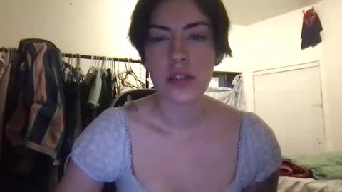 fgsammie online show from April 6, 2:44 am