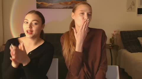 findweyout online show from March 23, 1:28 pm