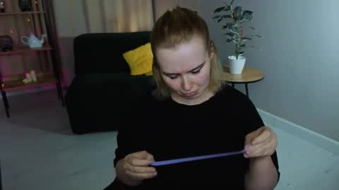 Fiona online show from March 28, 10:30 pm