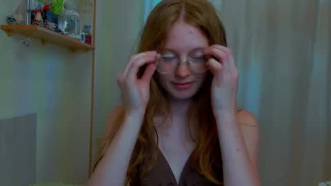 fire_luna online show from June 17, 7:53 am
