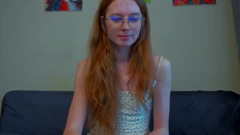 fire_luna online show from June 28, 11:28 am