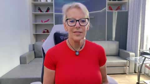 Bianca online show from April 6, 5:58 pm