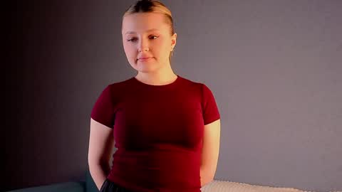 Amelia online show from April 2, 1:47 am