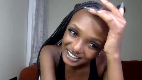 sheery online show from March 3, 9:21 pm