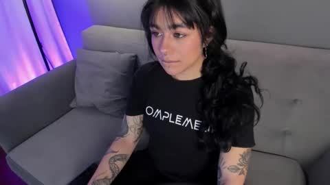 Its a pleasure to meet you. Im Flower. Help me reach 1k. Follow me. online show from March 18, 11:59 am