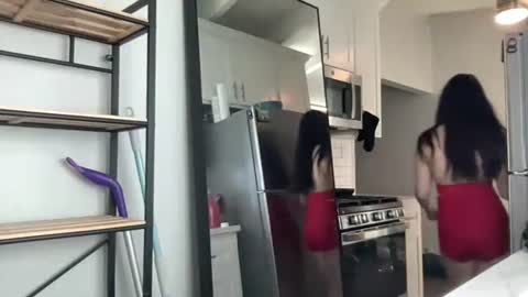 Angel online show from October 11, 6:10 pm