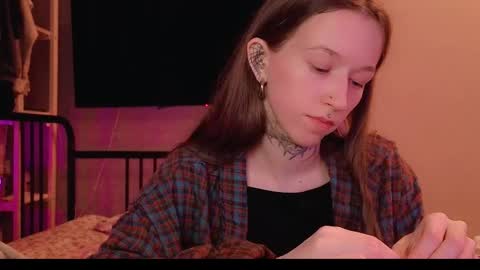 fran_bow online show from April 17, 10:12 pm